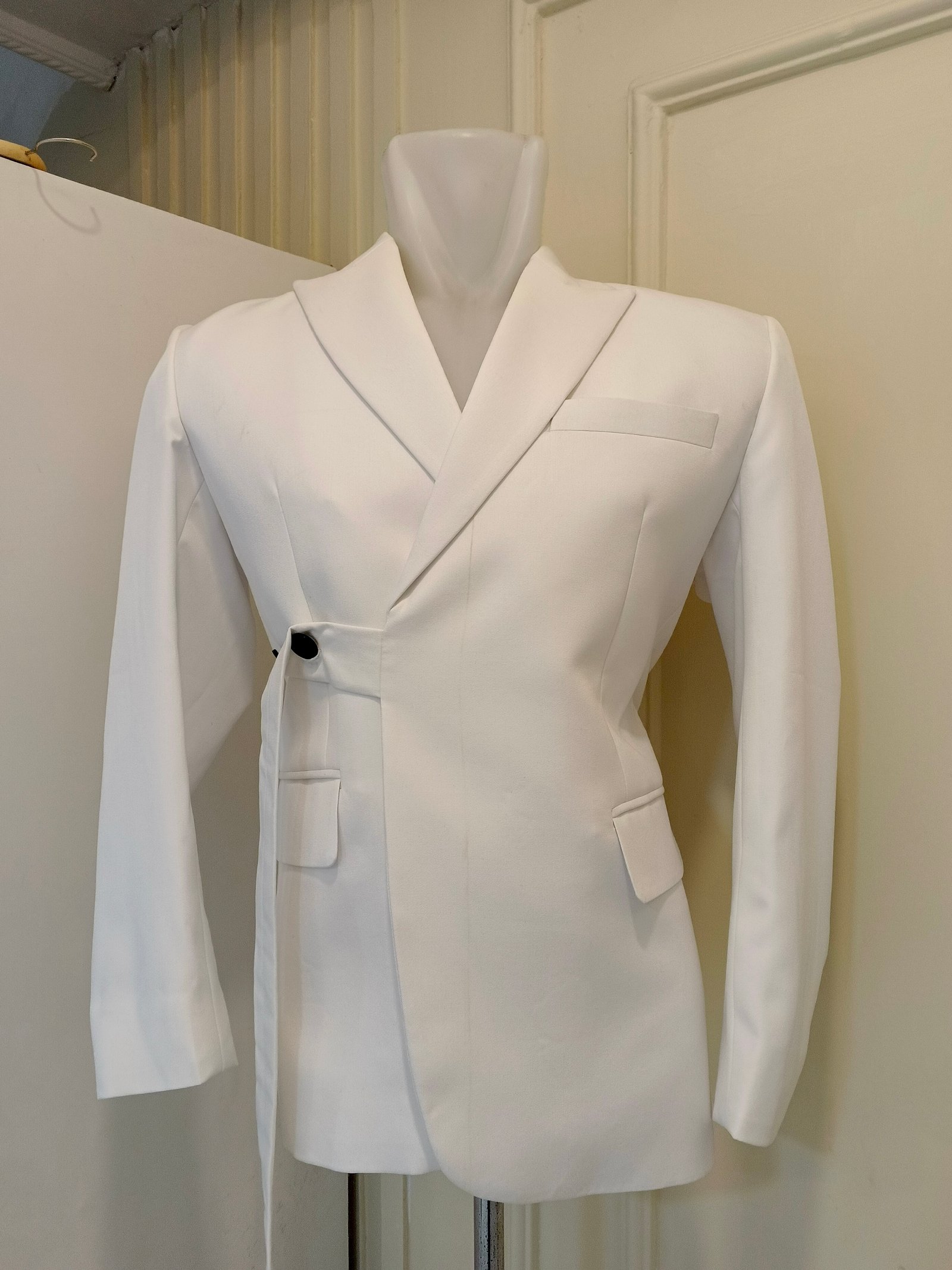 JAS PREMIUM PUTIH KANCING TALI